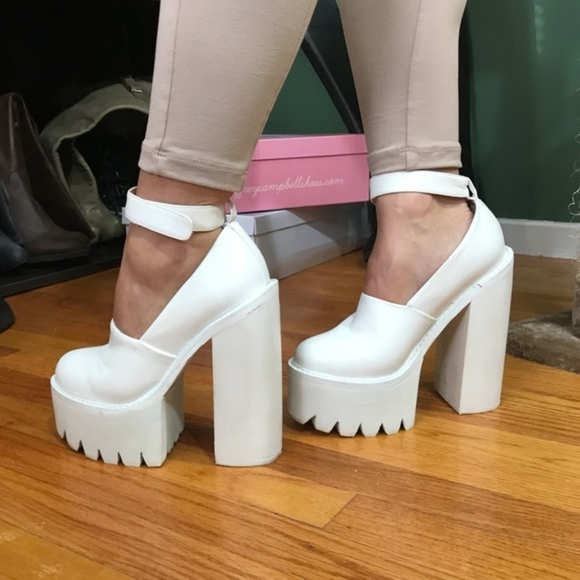 Jeffrey Campbell White Platform Shoes - Picture 5 of 5